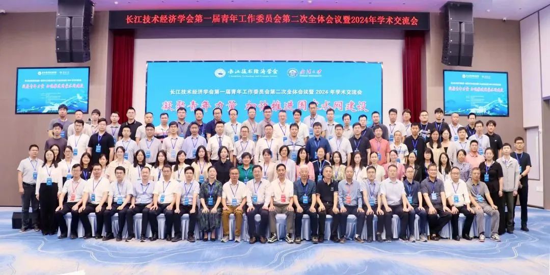 日出水了特别黄的视频