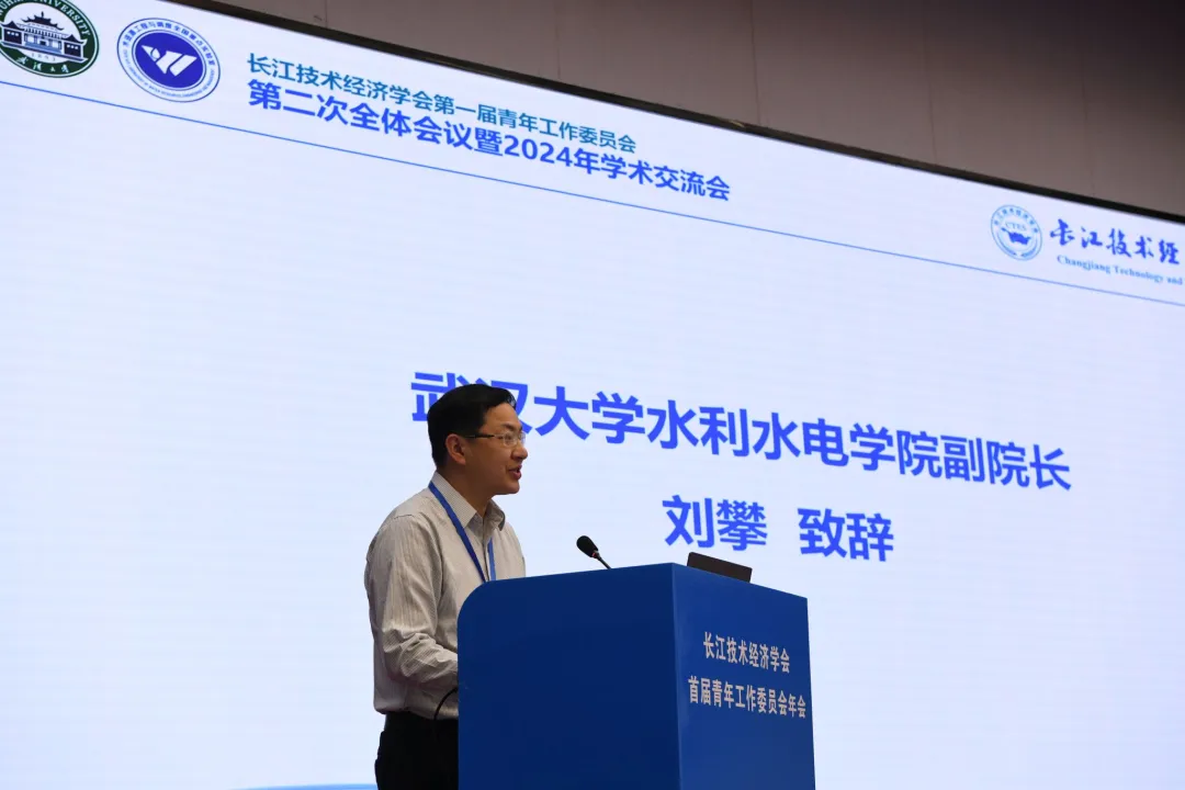 日出水了特别黄的视频