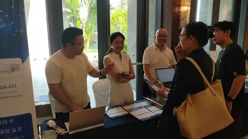 日出水了特别黄的视频