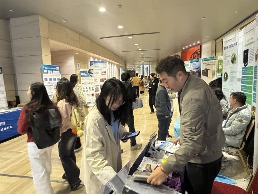 日出水了特别黄的视频