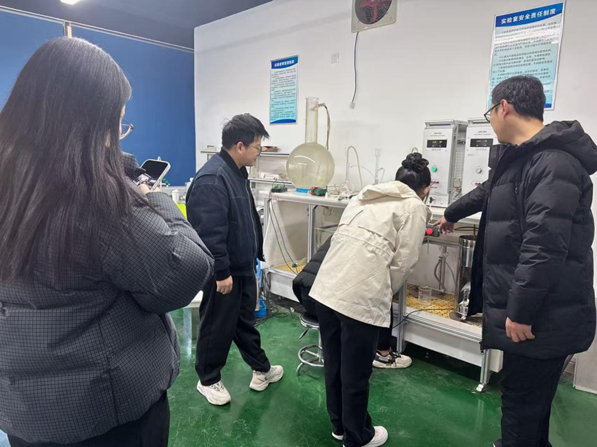日出水了特别黄的视频