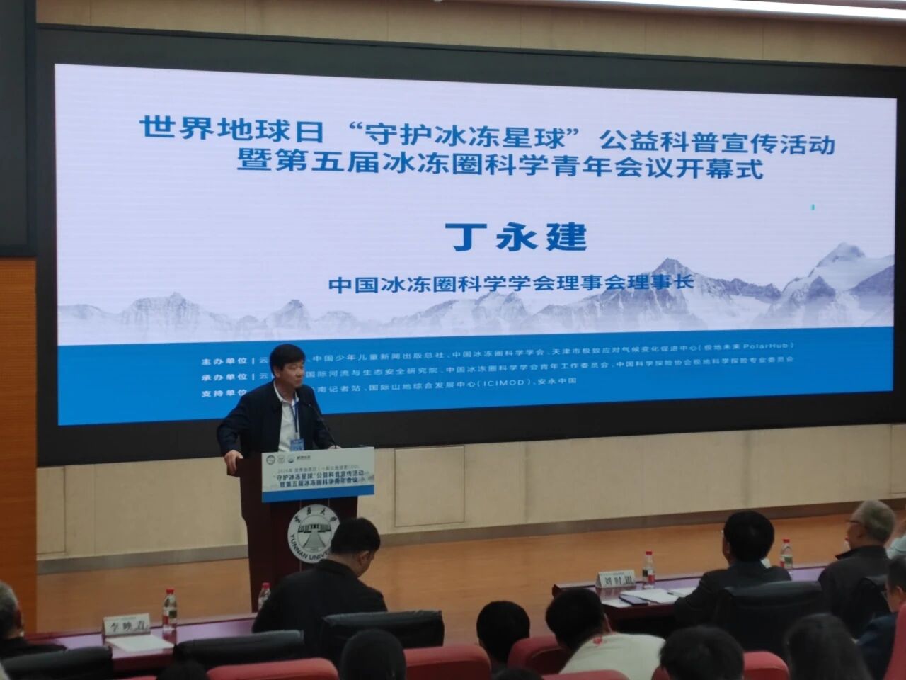 日出水了特别黄的视频